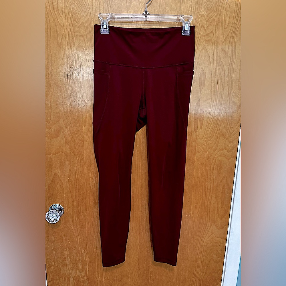 Old Navy 7/8 Leggings Maroon